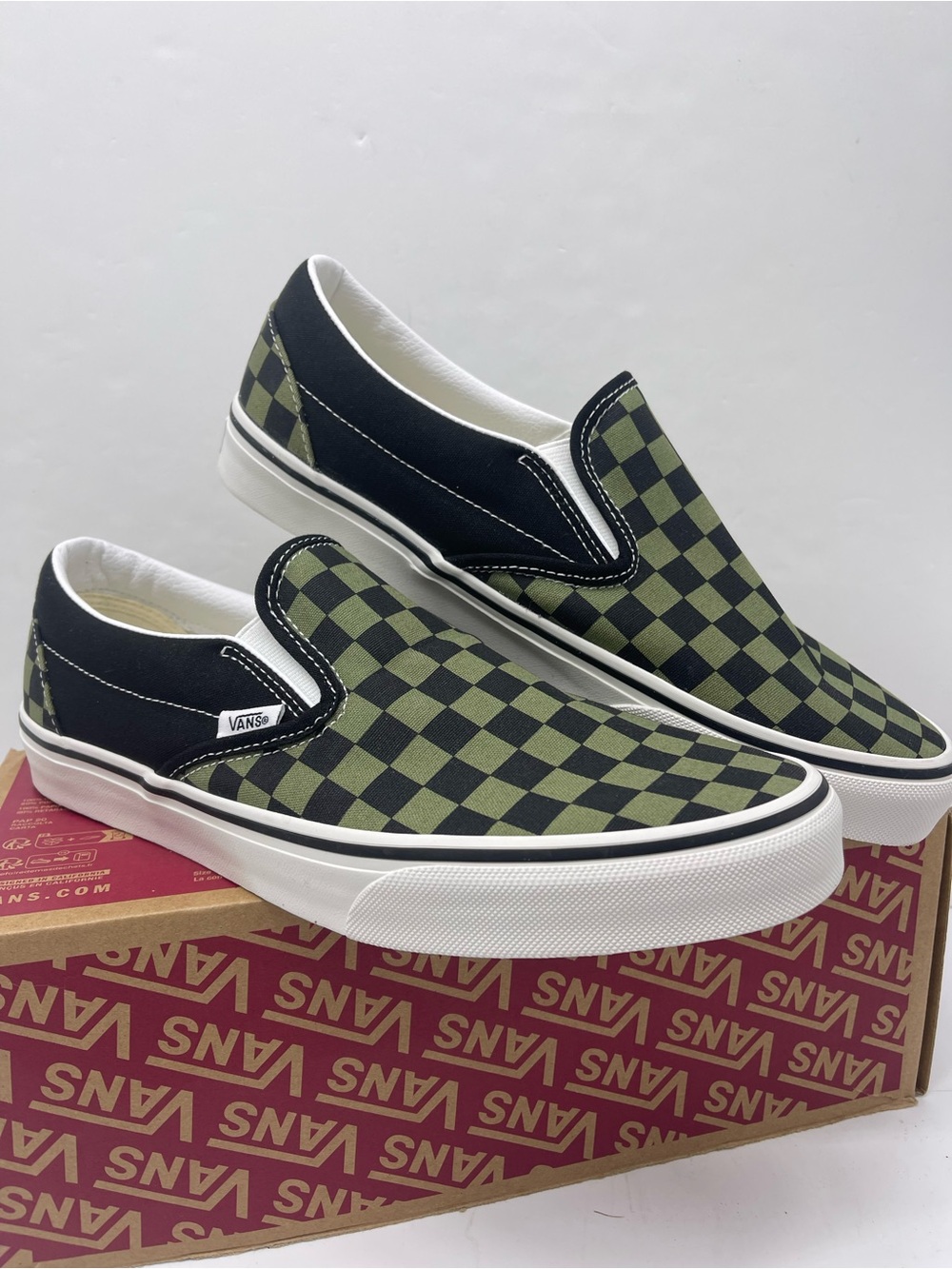 Vans Men’s Sz 10 Classic Slip-On Pop Check Loden Green
VN000D6BZBF Sneakers - Picture 6 of 16